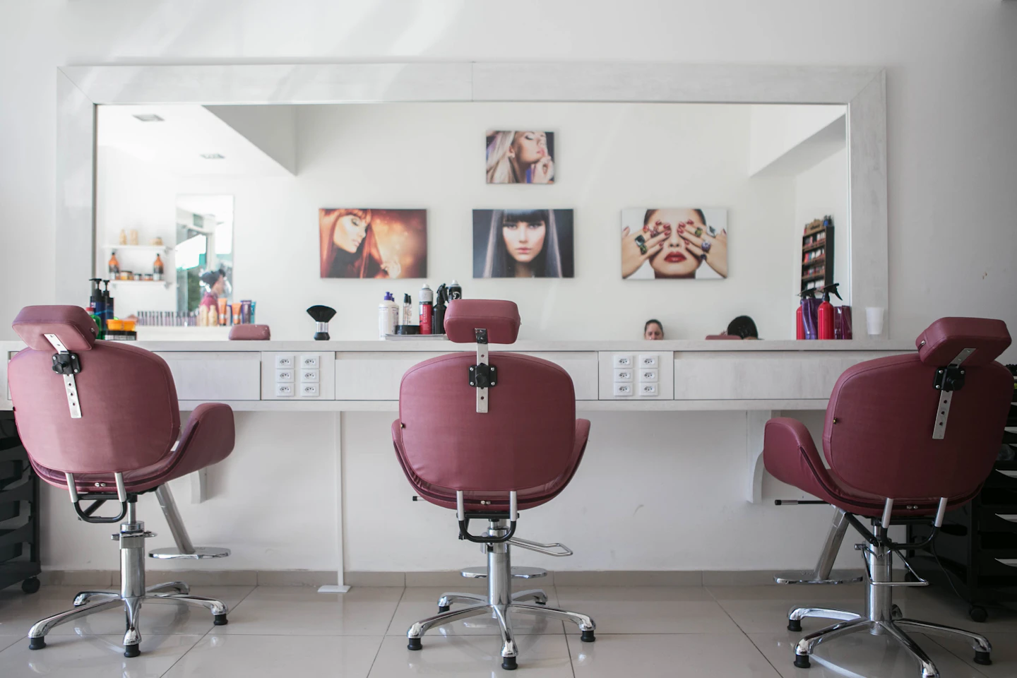 Signature cut — illustrative photograph